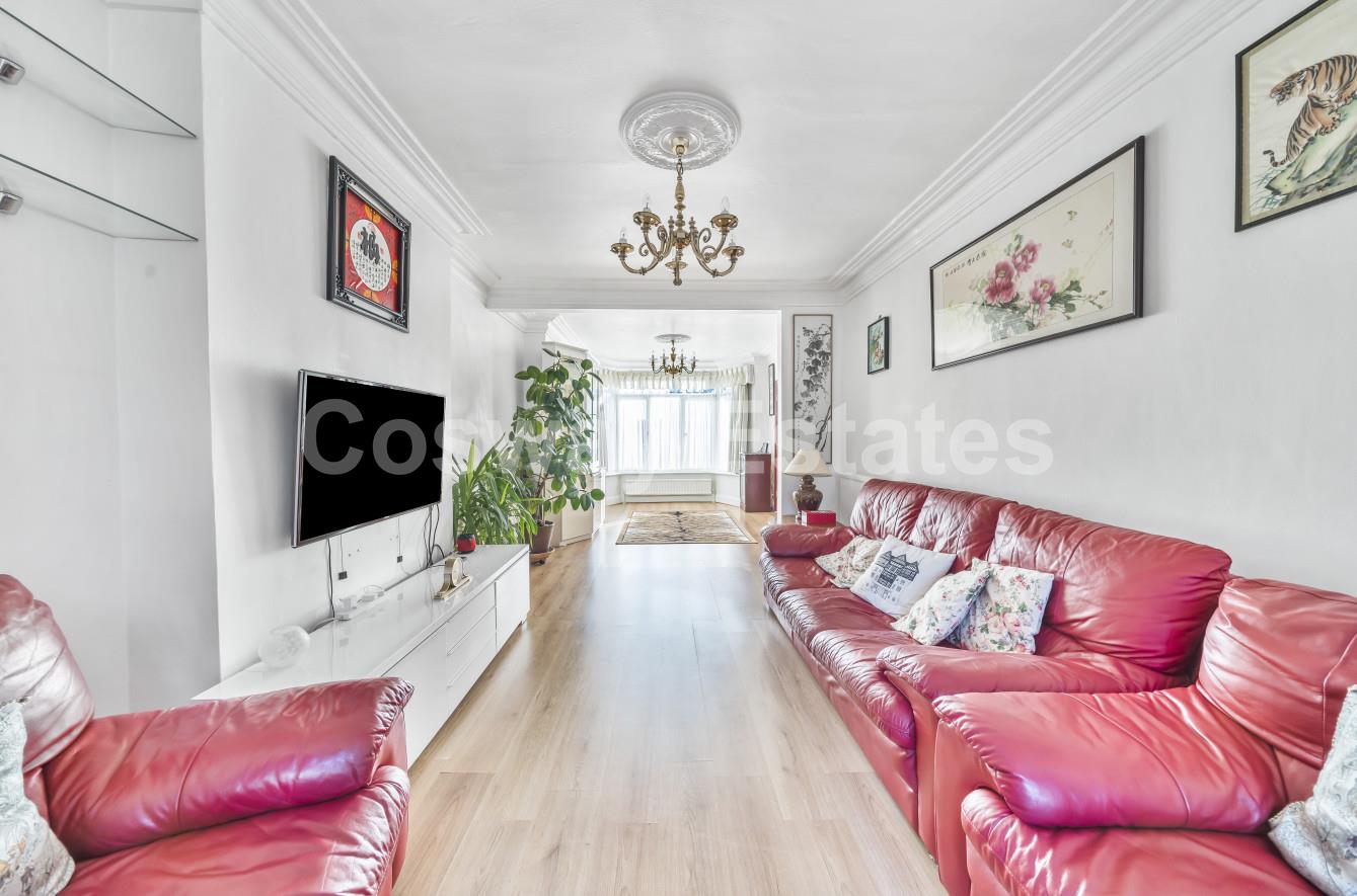 Hillside Grove, Mill Hill, NW7, Mill Hill